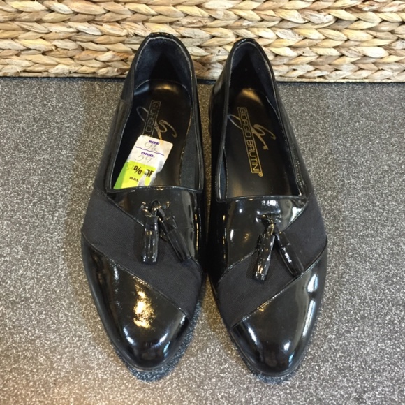 Giorgio Brutini Black Patent Flats - Picture 13 of 16